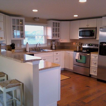Отель The Ocean View West Hyannisport Экстерьер фото